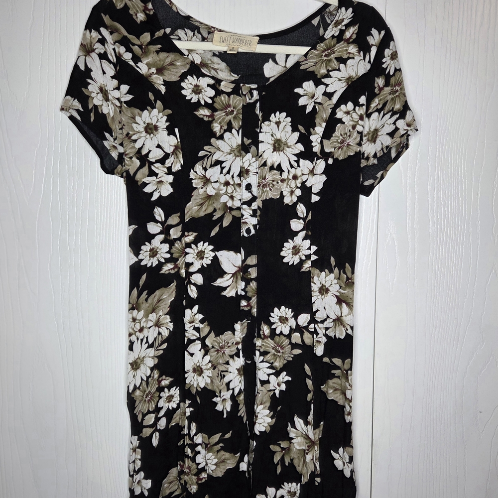 Sweet Wanderer Women's Black Floral Dress with Cream Blooms-M